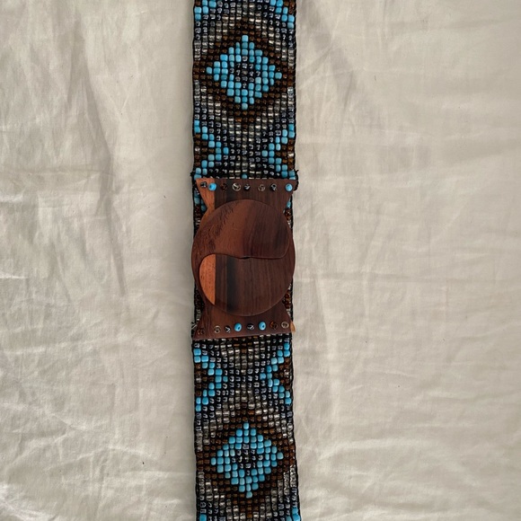 Beautiful beaded stretch belt - Picture 6 of 6